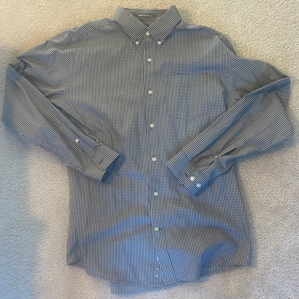 3 for $30!  Eddie Bauer Large Classic Fit Wrinkle Free Button Down Dress Shirt